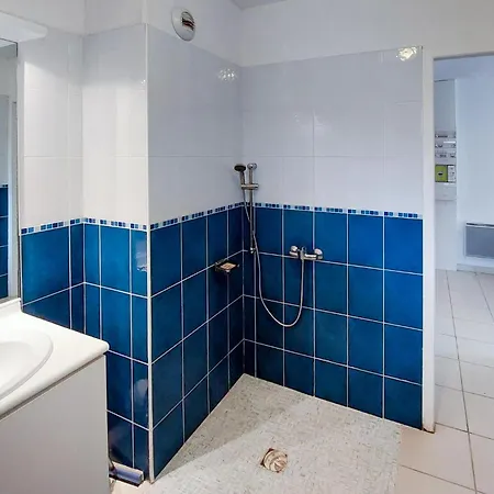 Gorgeous In With Kitchen